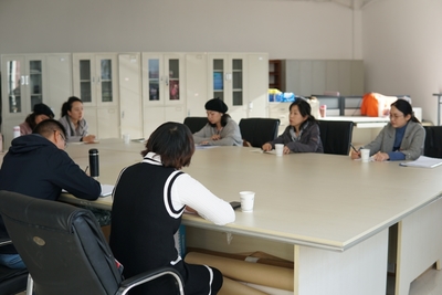 服裝專業(yè)建設指導委員會赴西南紡織服裝職教聯(lián)盟學校考察調研，共謀專業(yè)設計服務發(fā)展